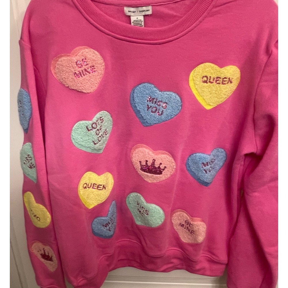Pink Heart Appliqué Sweatshirt - Women's Pink Crewneck